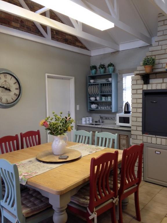 Anne'S Place Potchefstroom Ruang foto
