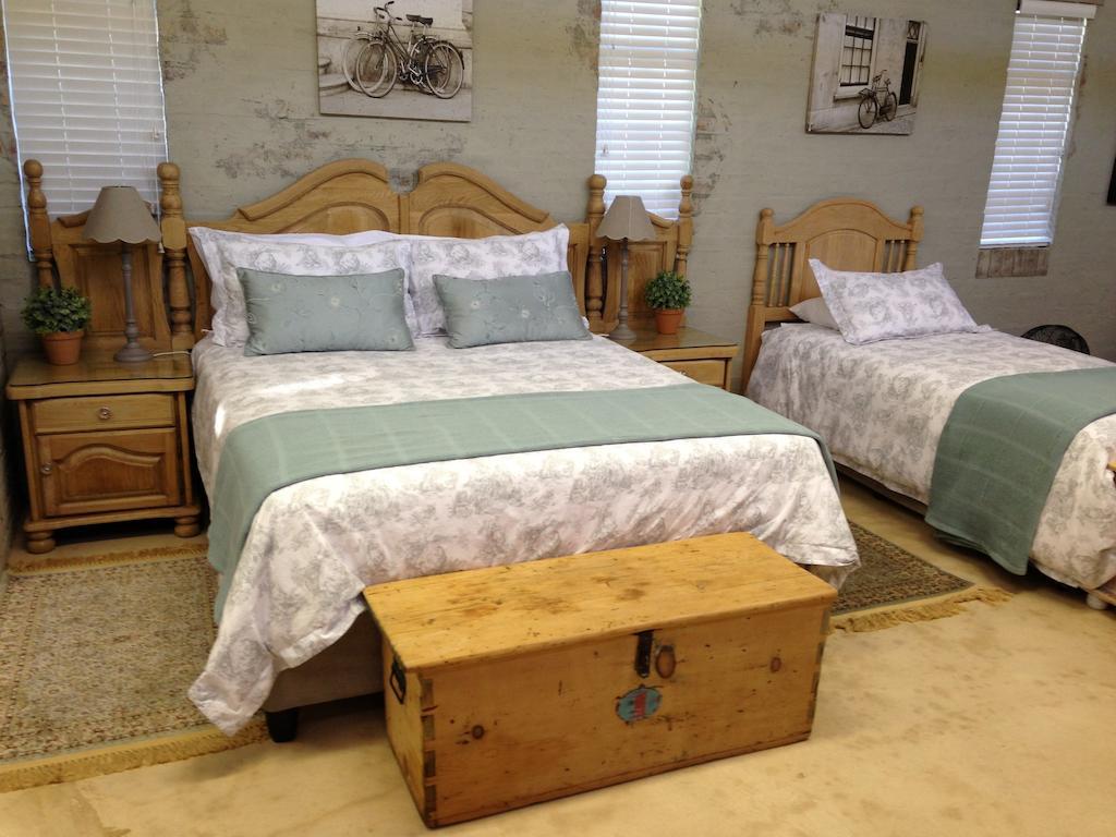 Anne'S Place Potchefstroom Ruang foto